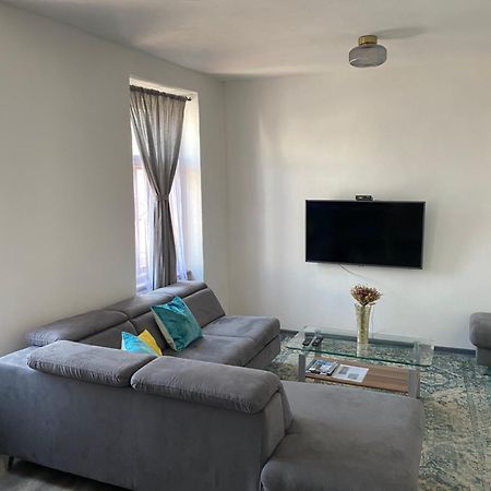 Apartment By The City Wall Кошице Экстерьер фото